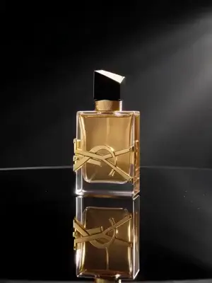 Dark Mirror Spotlight AD
